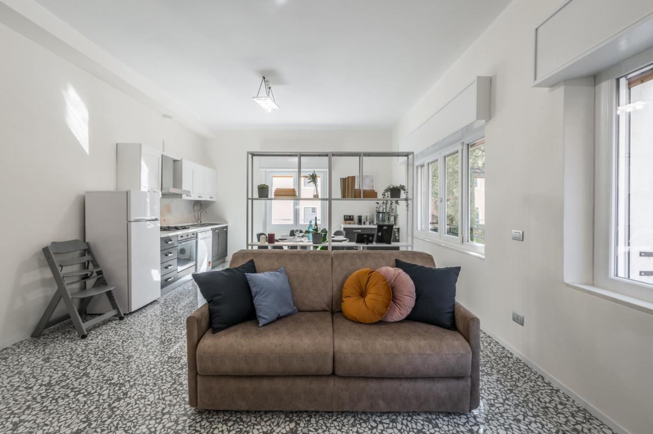 Ferienwohnung Altalena Sulla Piazza, Un Affaccio D'Eccezione Modena Exterior foto