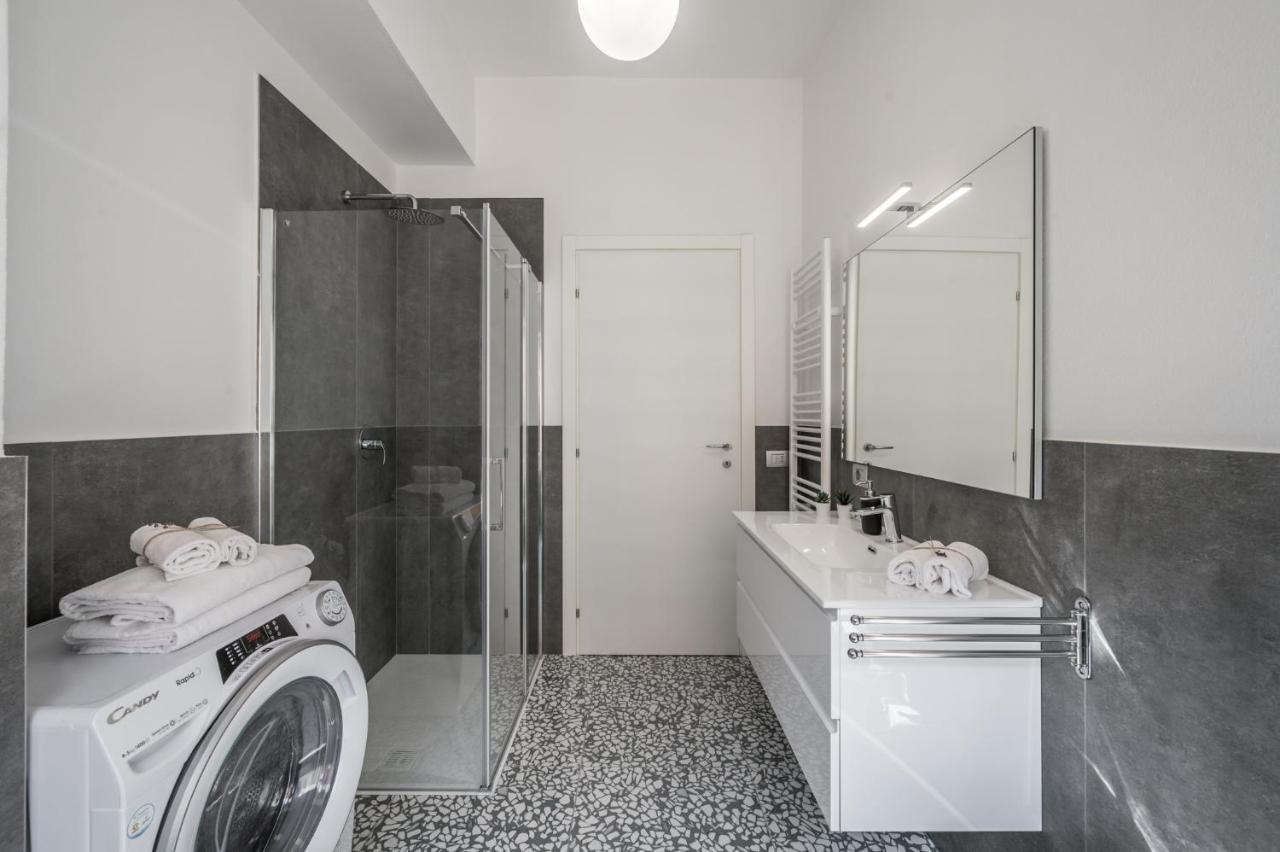 Ferienwohnung Altalena Sulla Piazza, Un Affaccio D'Eccezione Modena Exterior foto