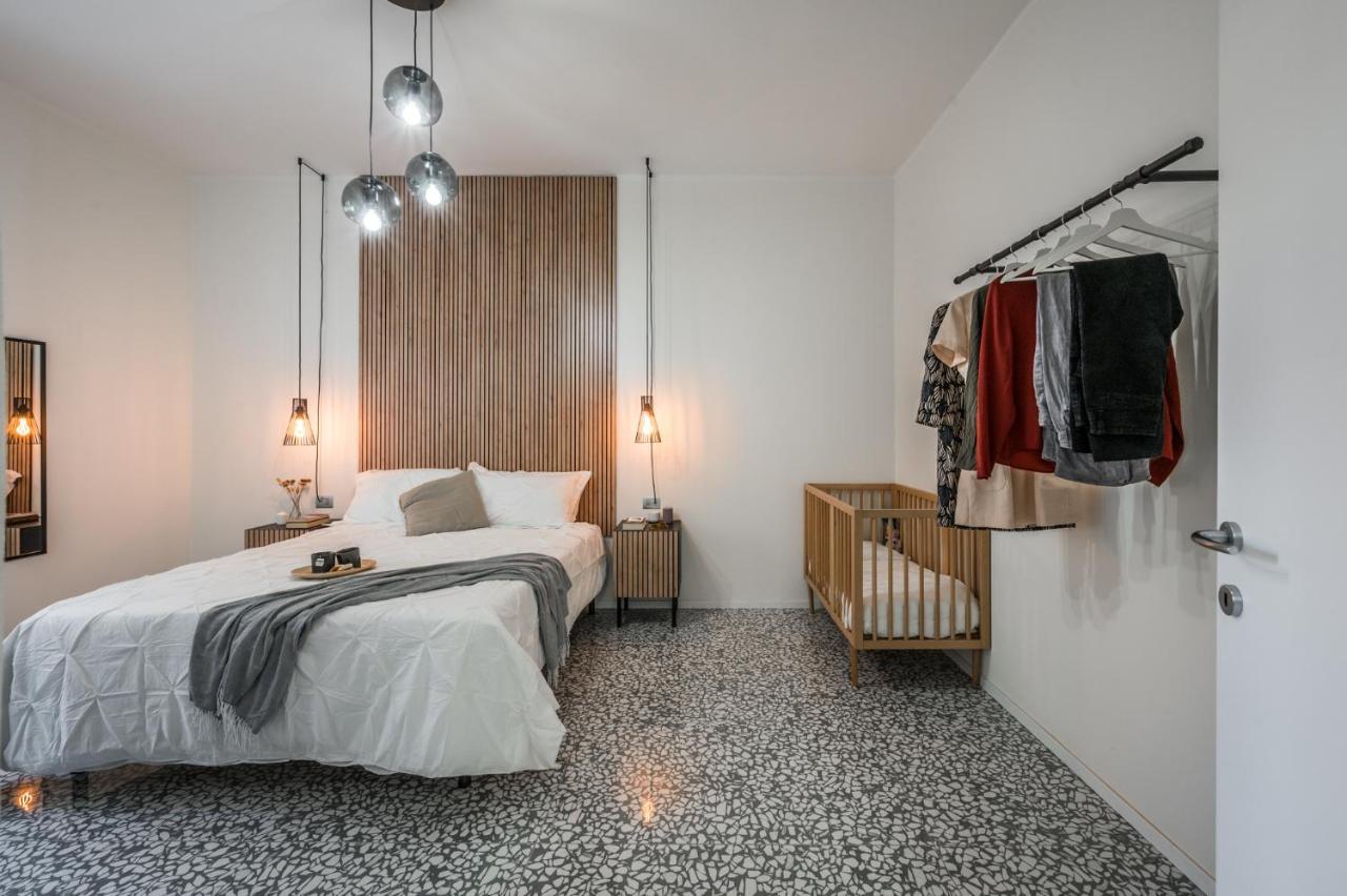 Ferienwohnung Altalena Sulla Piazza, Un Affaccio D'Eccezione Modena Exterior foto